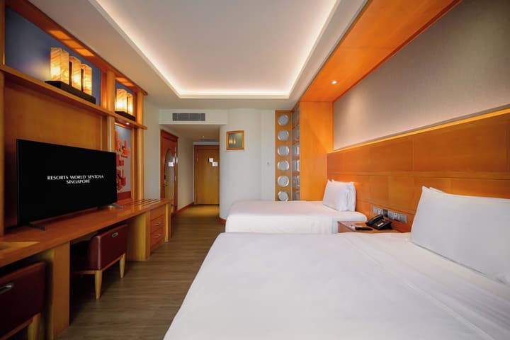 Resorts World Sentosa - Hotel Michael