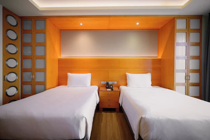 Resorts World Sentosa - Hotel Michael