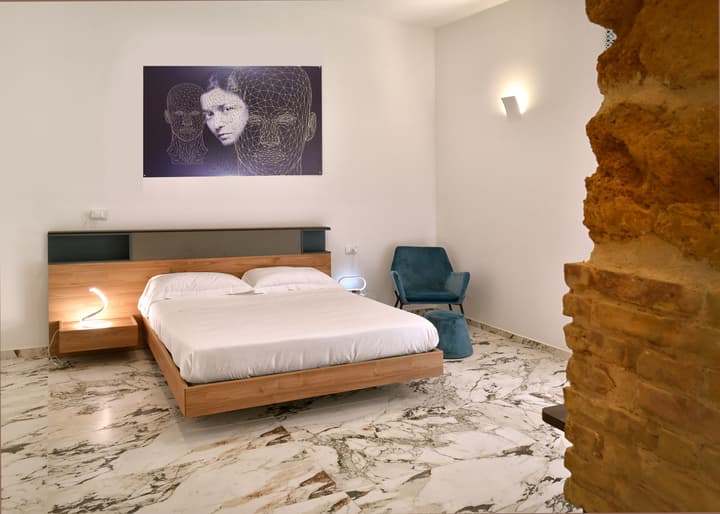Hotel Exclusive