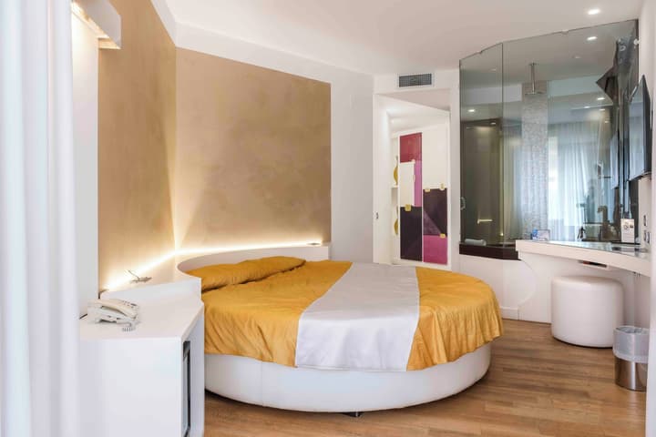 Hotel Exclusive