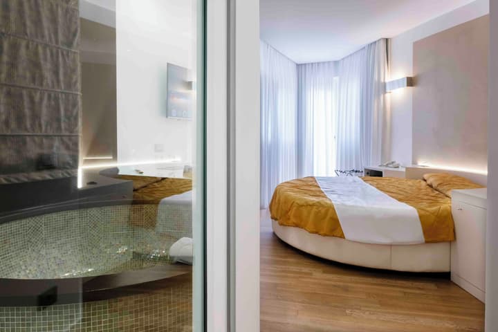 Hotel Exclusive