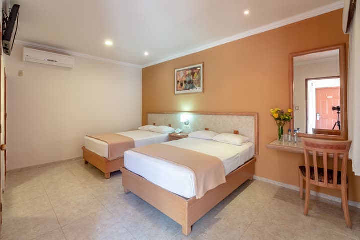Tecnohotel Itzaes