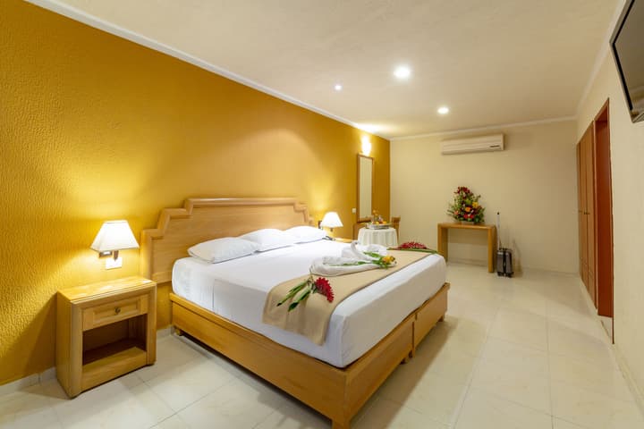 Tecnohotel Itzaes