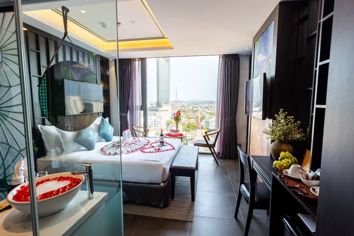 White Lotus Hue Hotel