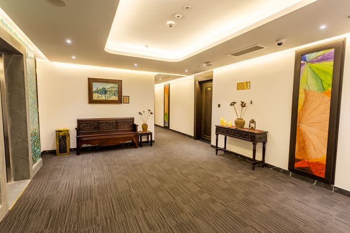 White Lotus Hue Hotel