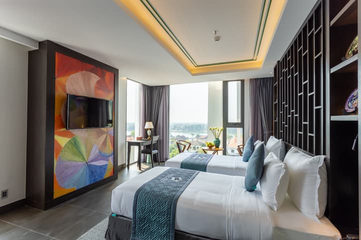 White Lotus Hue Hotel