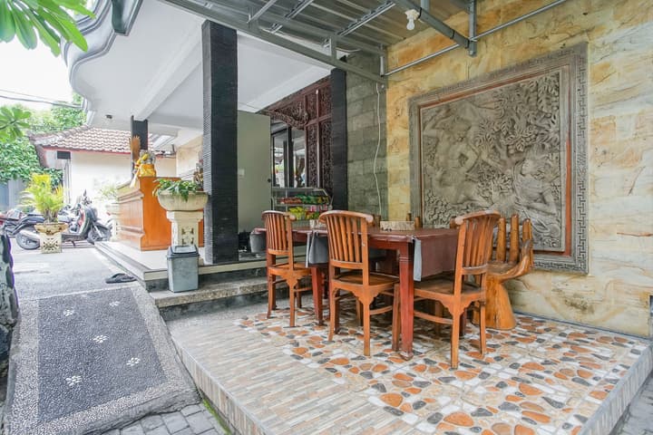 Mahendra Beach Inn