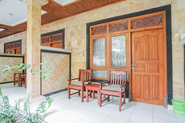 Mahendra Beach Inn
