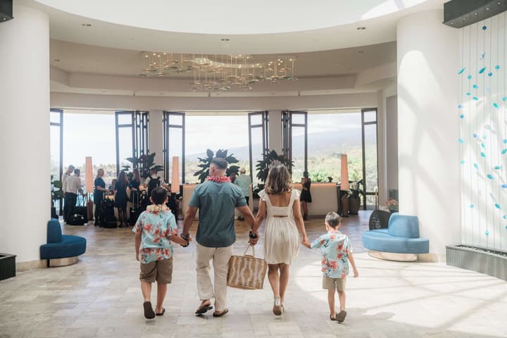 OUTRIGGER Kona Resort & Spa