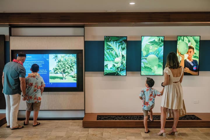 OUTRIGGER Kona Resort & Spa