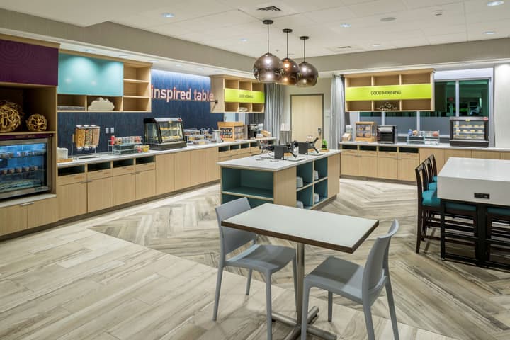 Home2 Suites by Hilton Cape Canaveral Cruise Port, FL