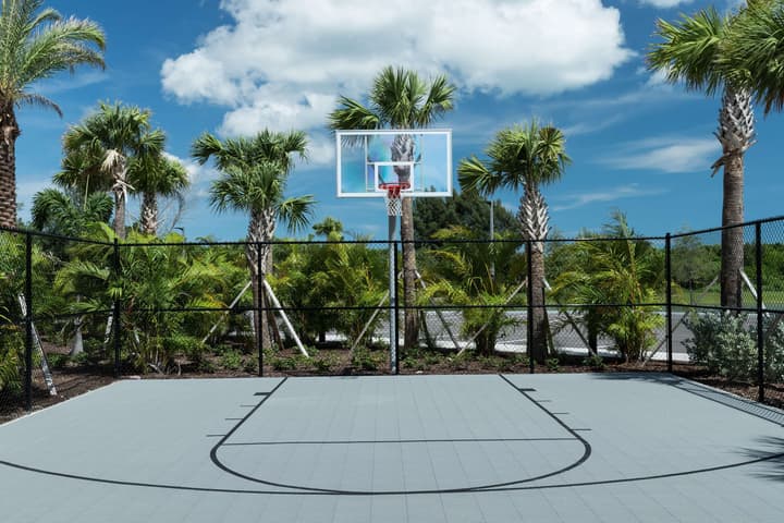 Home2 Suites by Hilton Cape Canaveral Cruise Port, FL