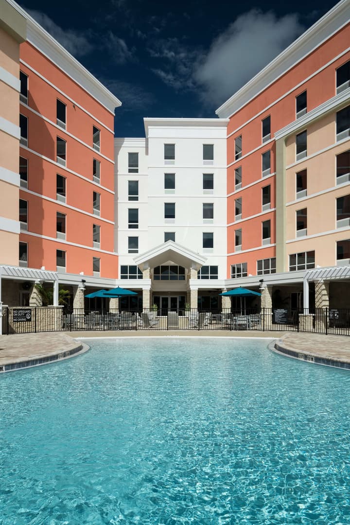 Home2 Suites by Hilton Cape Canaveral Cruise Port, FL