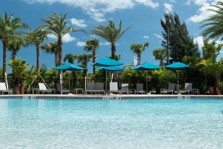 Home2 Suites by Hilton Cape Canaveral Cruise Port, FL