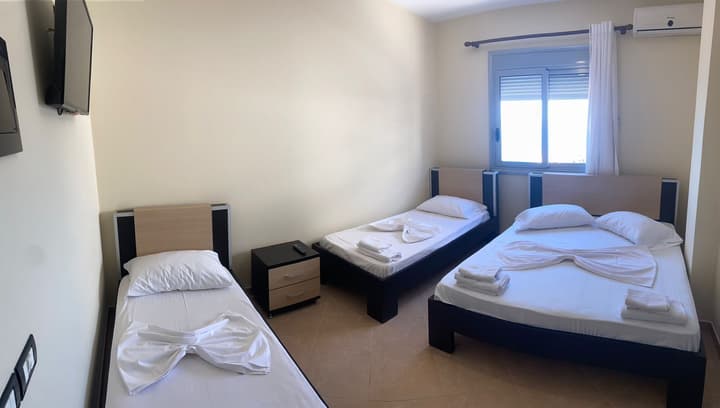 AL Hotel