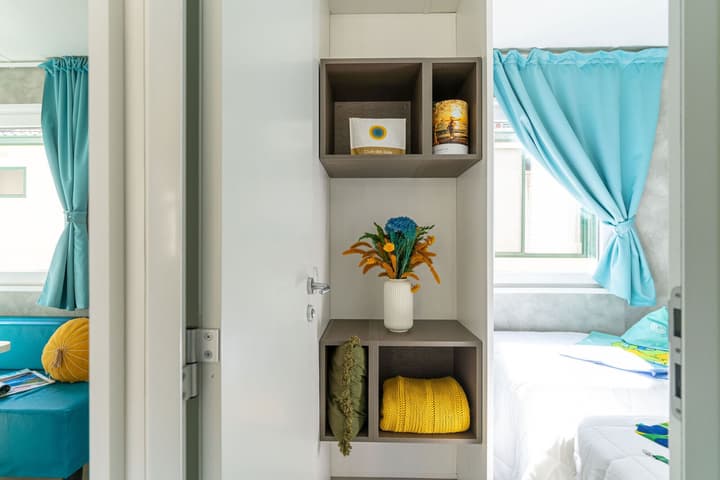 Club Del Sole Stork Family Collection