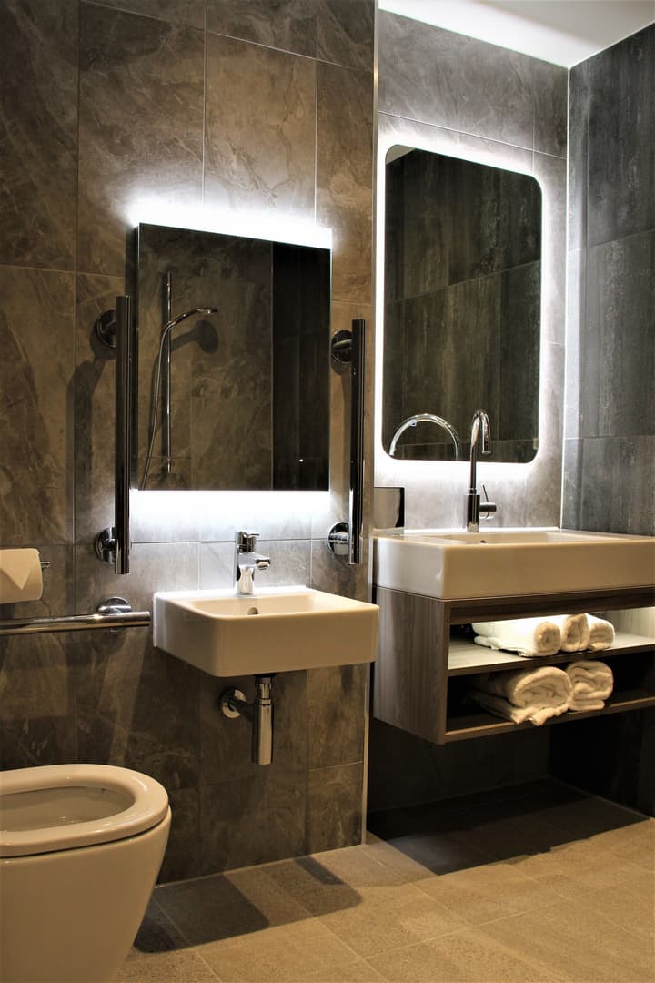 voco Edinburgh-Haymarket by IHG
