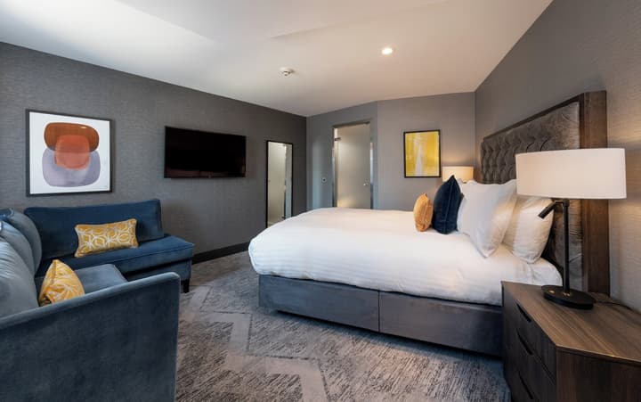 voco Edinburgh-Haymarket by IHG