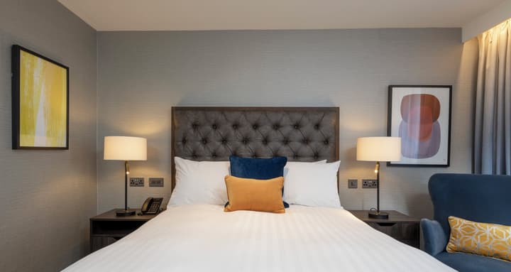 voco Edinburgh-Haymarket by IHG