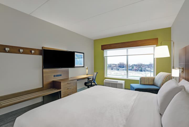 Holiday Inn Express & Suites Collingwood by IHG