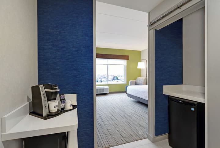 Holiday Inn Express & Suites Collingwood by IHG