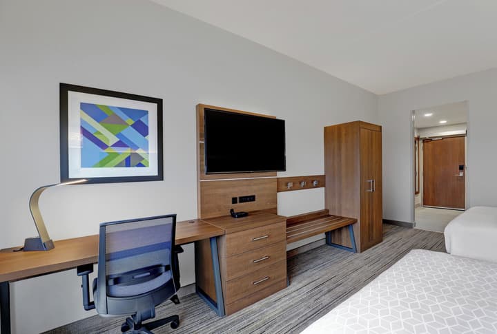 Holiday Inn Express & Suites Collingwood by IHG