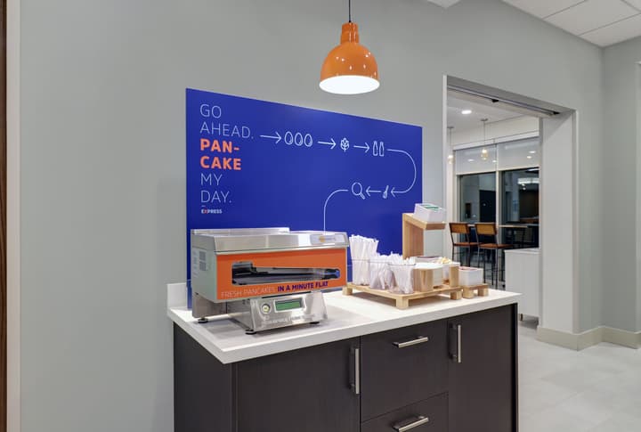Holiday Inn Express & Suites Collingwood by IHG
