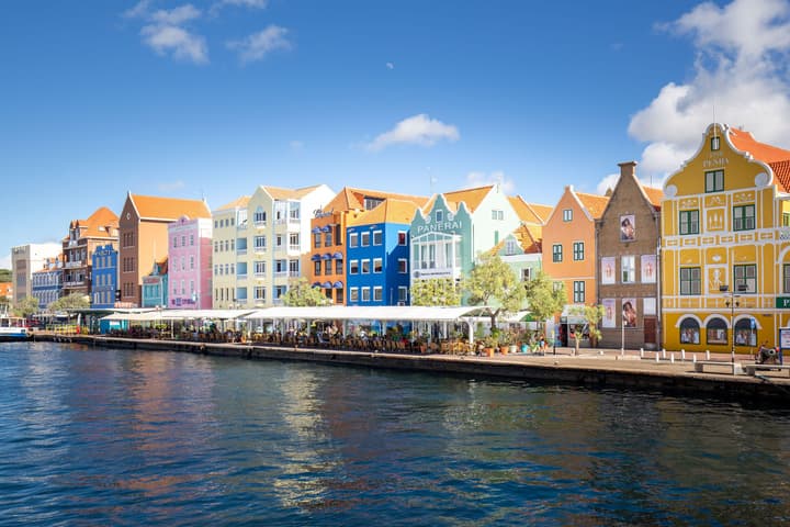 Royal Apartments City Centre Willemstad