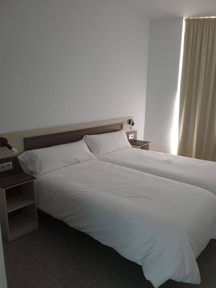 Mesón-Hostal La Cabaña