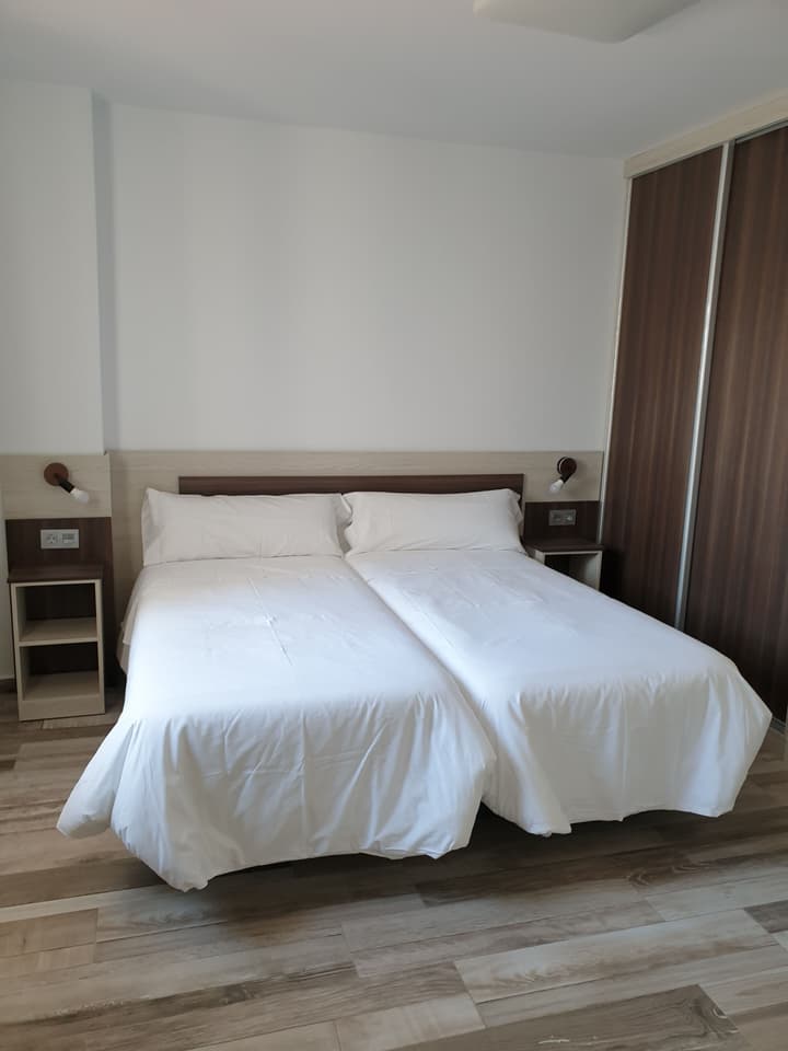 Mesón-Hostal La Cabaña