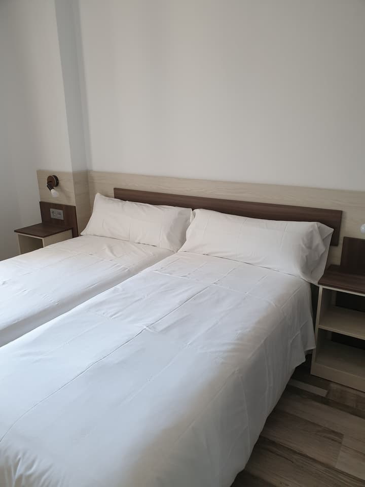 Mesón-Hostal La Cabaña