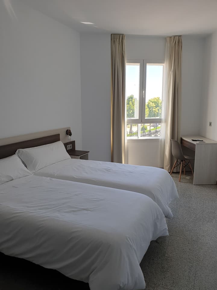 Mesón-Hostal La Cabaña