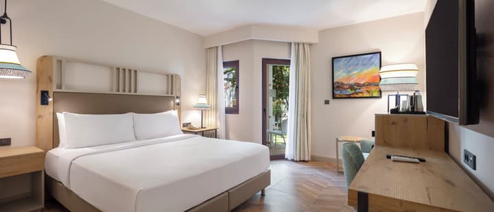 DoubleTree by Hilton Bodrum Işıl Club Ultra All Inclusive Resort