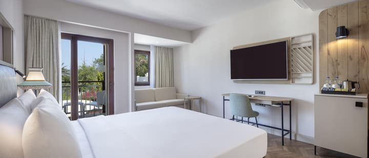 DoubleTree by Hilton Bodrum Işıl Club Resort