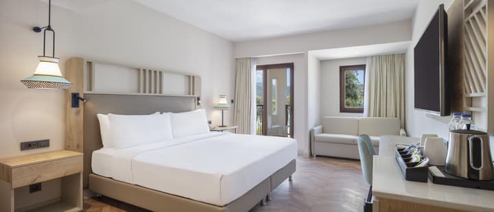 DoubleTree by Hilton Bodrum Işıl Club Resort