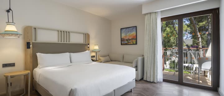 DoubleTree by Hilton Bodrum Işıl Club Resort
