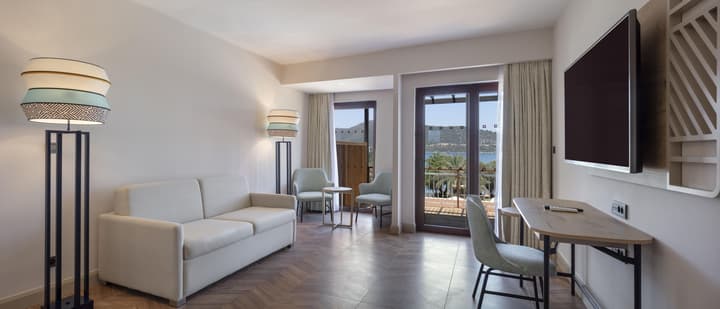DoubleTree by Hilton Bodrum Işıl Club Resort