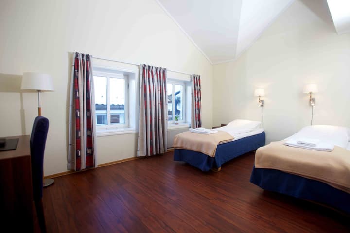 Victoria Hotel