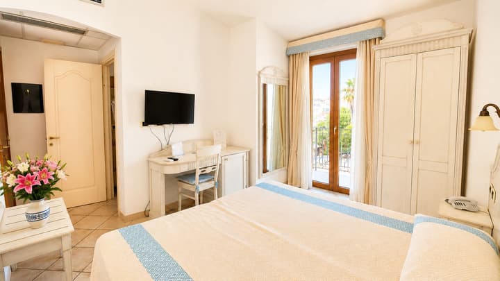 Hotel Il Faro di Molara