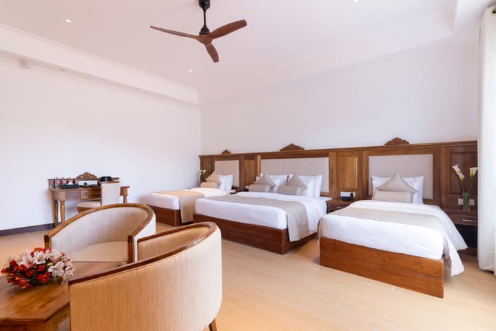 Araliya Red - Budget friendly Hotel- Where you find stunning 360 panoramic view of Nuwara Eliya