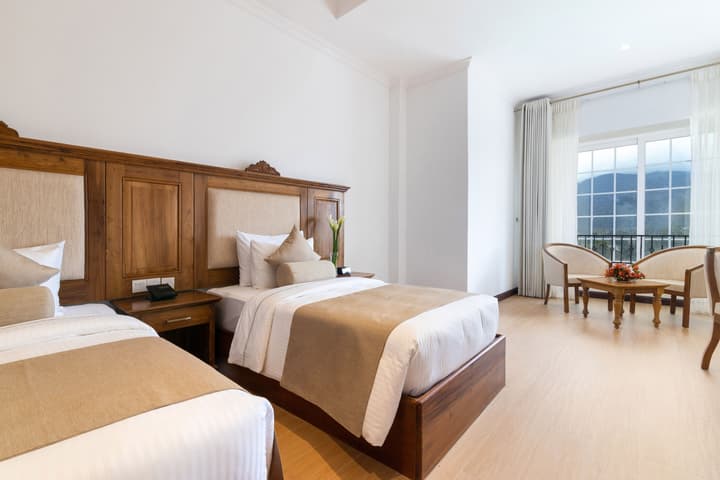Araliya Red - Budget friendly Hotel- Where you find stunning 360 panoramic view of Nuwara Eliya