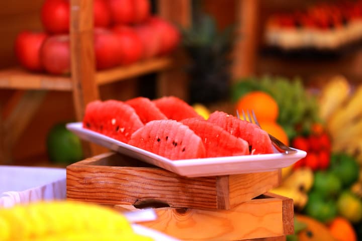 Araliya Red - Budget friendly Hotel- Where you find stunning 360 panoramic view of Nuwara Eliya