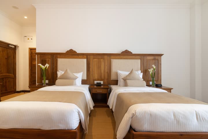 Araliya Red - Budget friendly Hotel- Where you find stunning 360 panoramic view of Nuwara Eliya