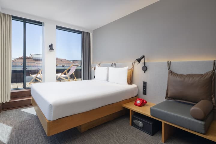 Moxy Lisbon City