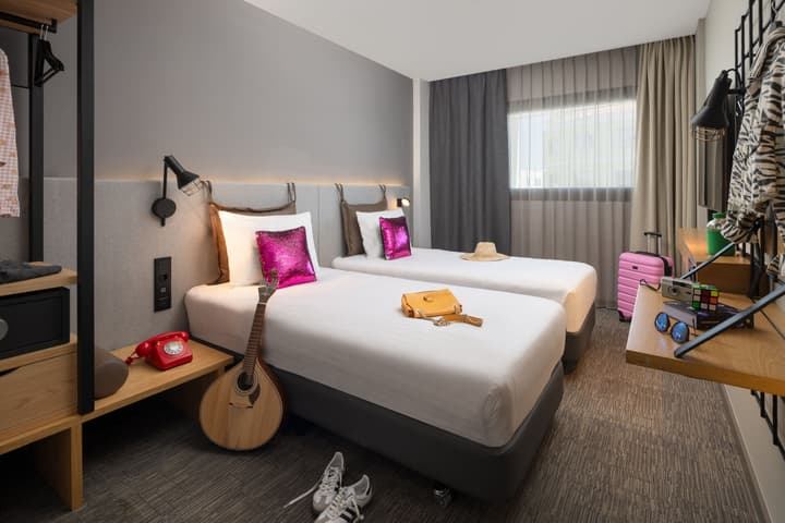 Moxy Lisbon City