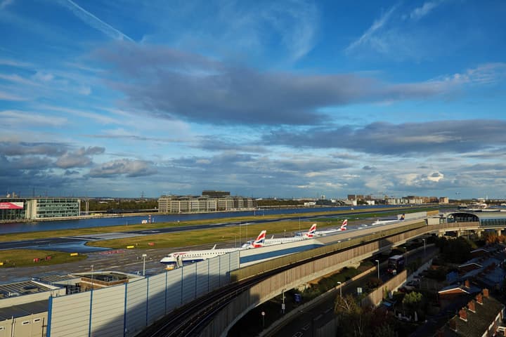Courtyard by Marriott London City Airport