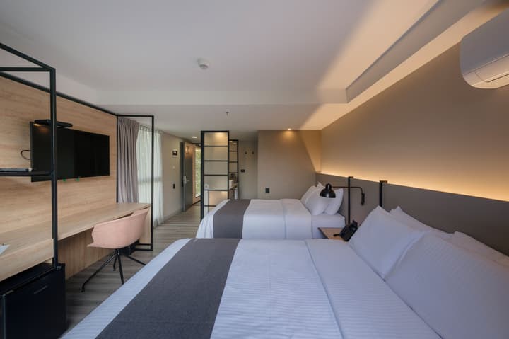 Lettera Hotel