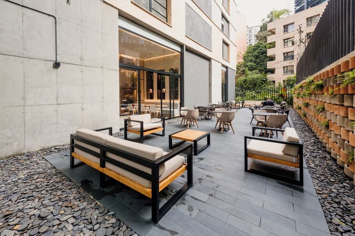 Lettera Hotel