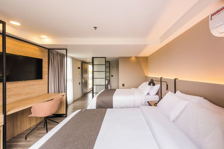 Lettera Hotel