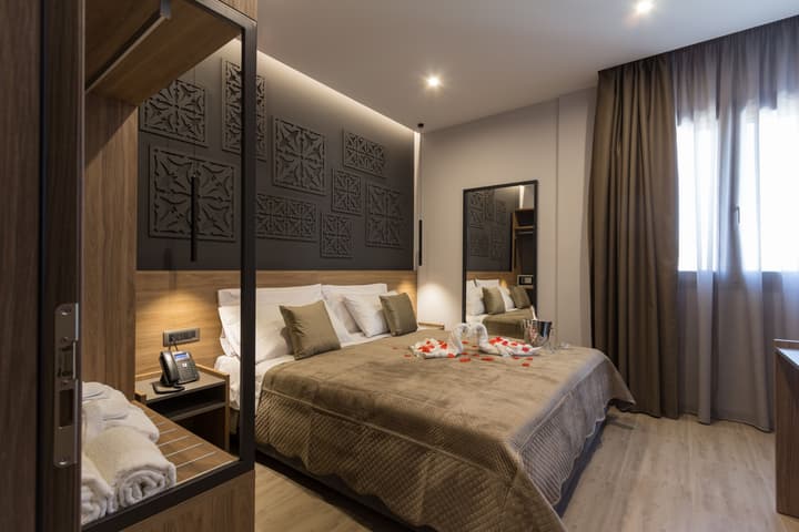 Giafra Rooms